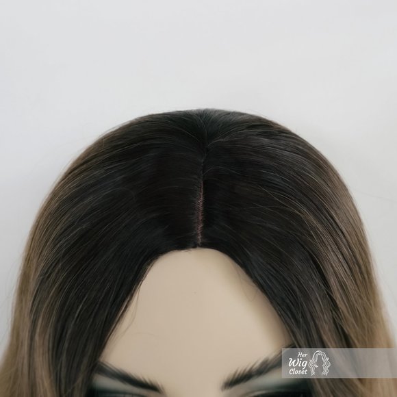 Long Dark Roots Ashy Blonde Ombre Wavy Wig | Esther - Picture 6 of 6